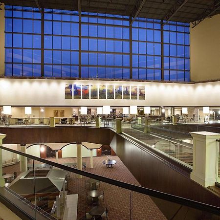 Sonesta Hotel Houston Iah Airport Экстерьер фото