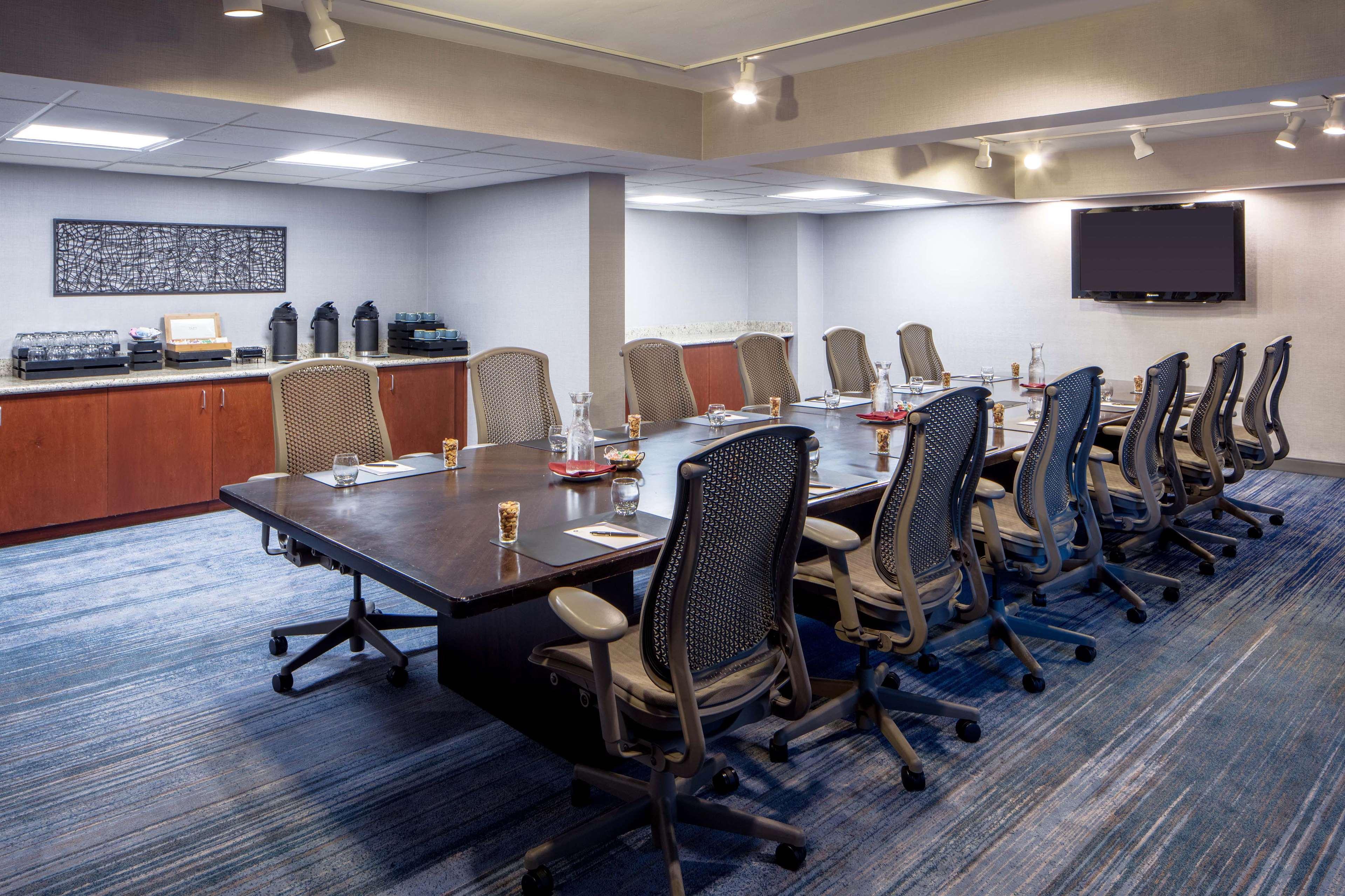 Sonesta Hotel Houston Iah Airport Экстерьер фото