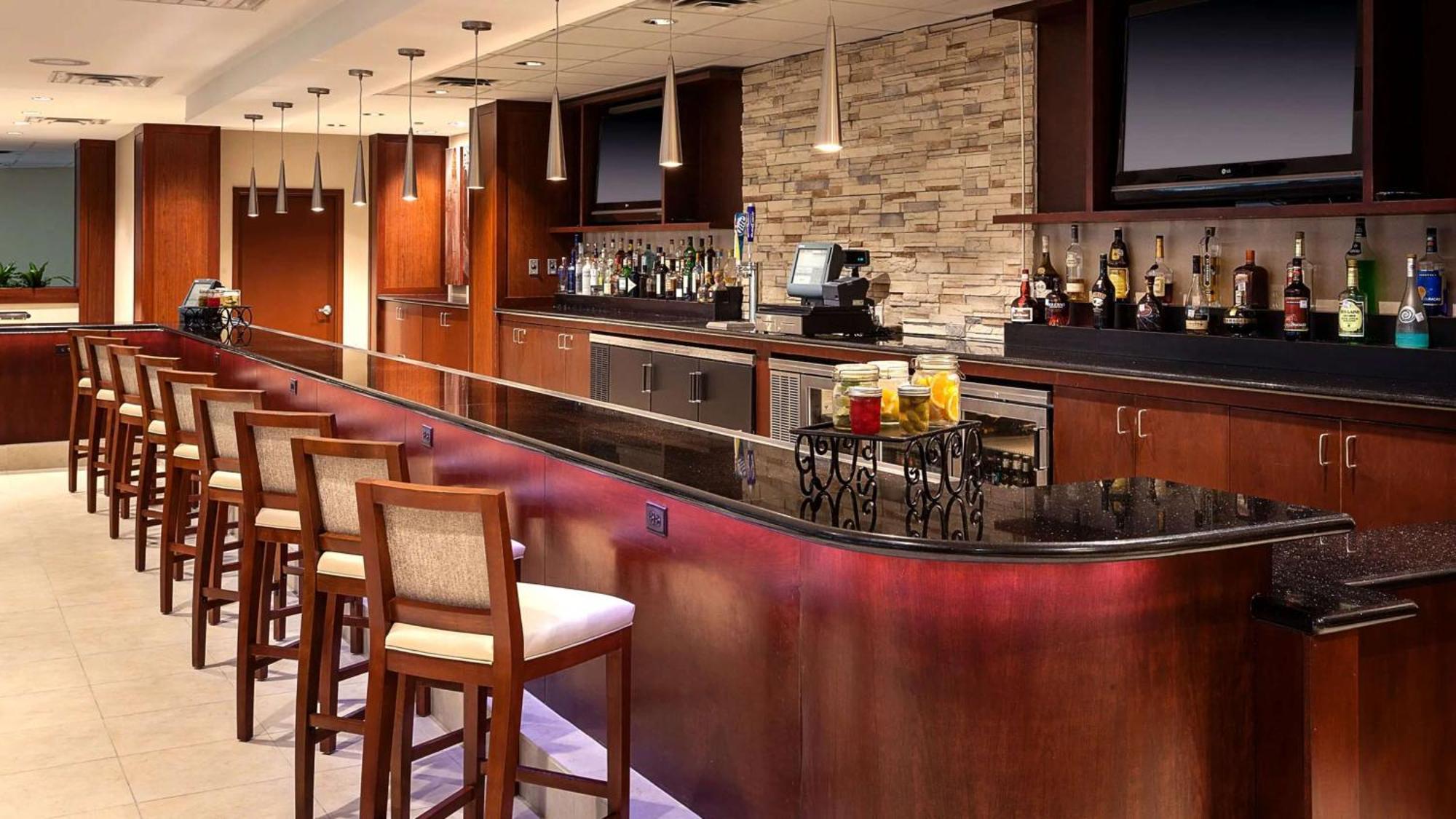 Sonesta Hotel Houston Iah Airport Экстерьер фото