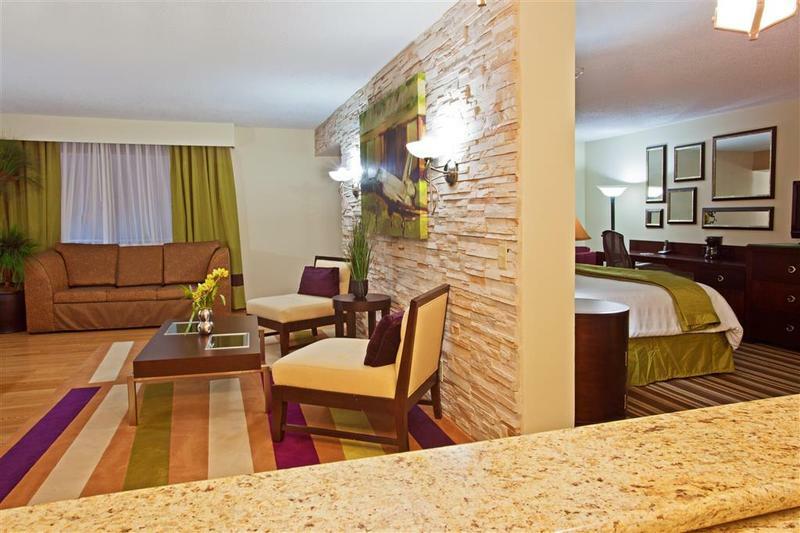 Sonesta Hotel Houston Iah Airport Экстерьер фото